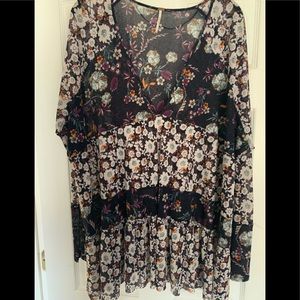 Free People print tunic sz L never worn